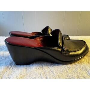 Vintage Tommy Hilfiger Mule Clogs Women's Size 9 Leather Upper Slip-on Shoes